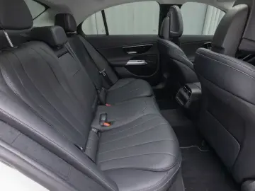 2024 Mercedes-Benz E-Класс с пробегом 22 770 км
