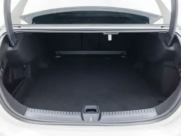 2024 Mercedes-Benz E-Класс с пробегом 22 770 км