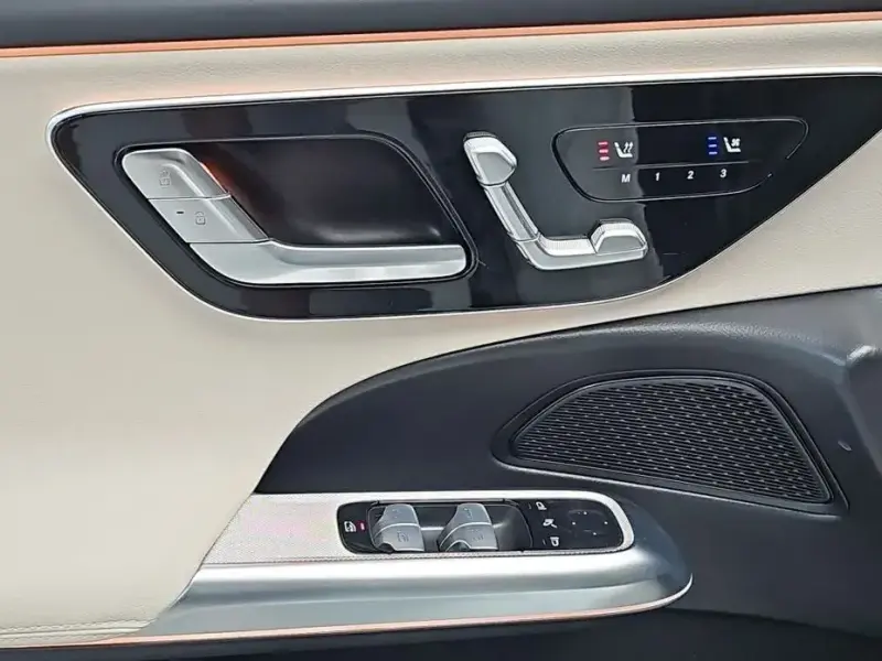 2025 Mercedes-Benz E-Класс с пробегом 33 847 км