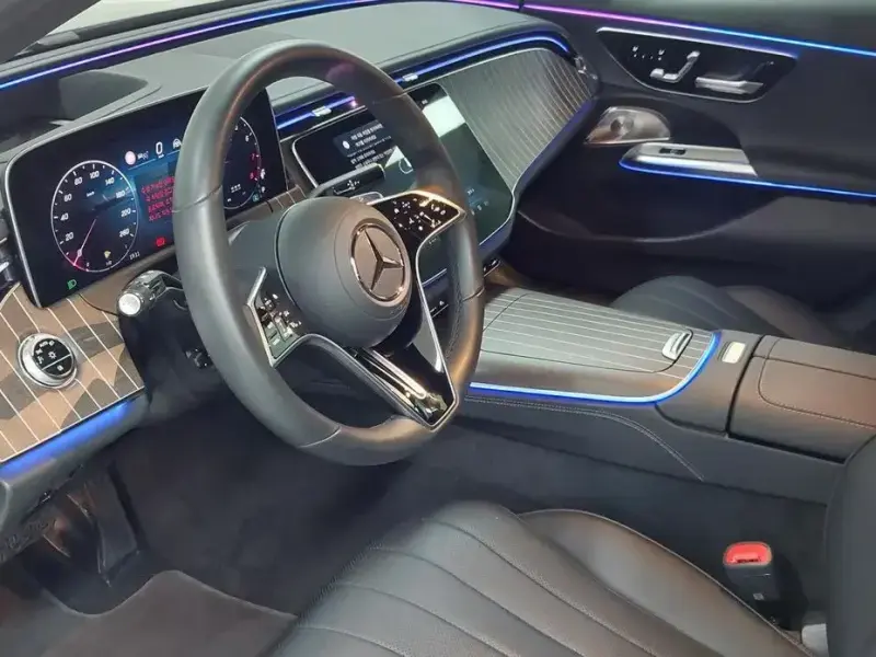 2024 Mercedes-Benz E-Класс с пробегом 30 870 км
