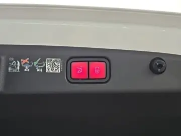 2025 Mercedes-Benz E-Класс с пробегом 33 847 км