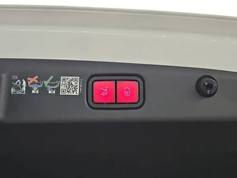 2025 Mercedes-Benz E-Класс с пробегом 33 847 км