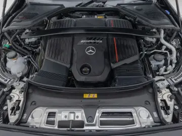 2025 Mercedes-Benz E-Класс с пробегом 3 225 км