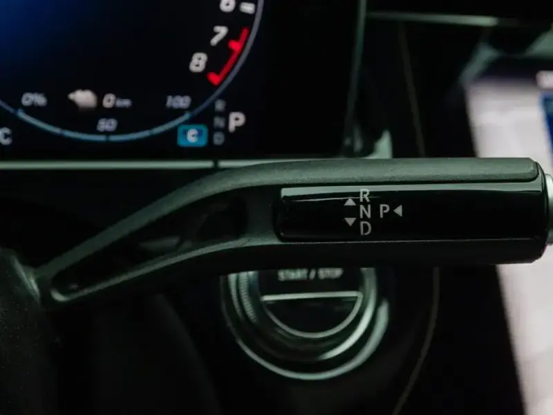 2025 Mercedes-Benz E-Класс с пробегом 3 225 км