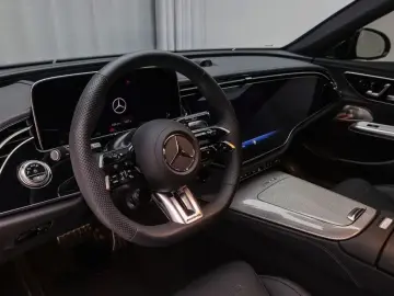 2025 Mercedes-Benz E-Класс с пробегом 3 225 км