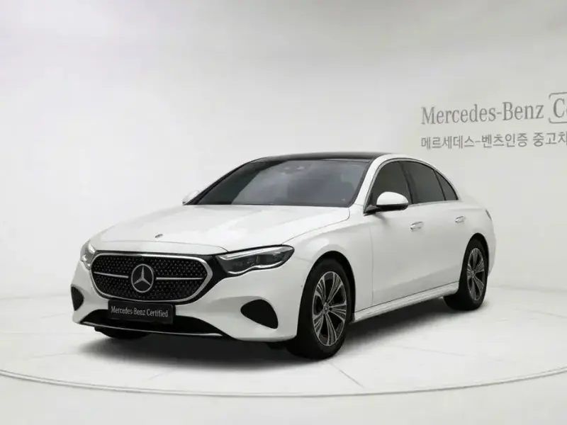 2024 Mercedes-Benz E-Класс с пробегом 12 032 км
