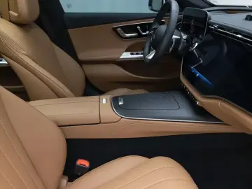 2025 Mercedes-Benz E-Класс с пробегом 13 583 км