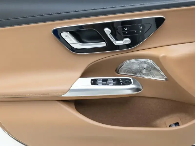 2025 Mercedes-Benz E-Класс с пробегом 13 583 км