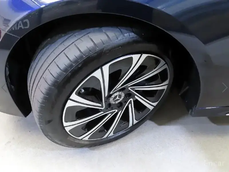 2024 Mercedes-Benz E-Класс с пробегом 32 408 км