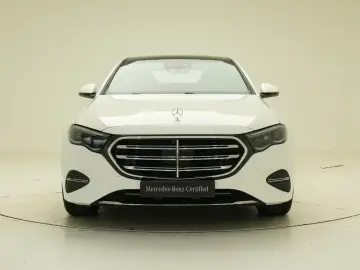 2025 Mercedes-Benz E-Класс с пробегом 1 696 км