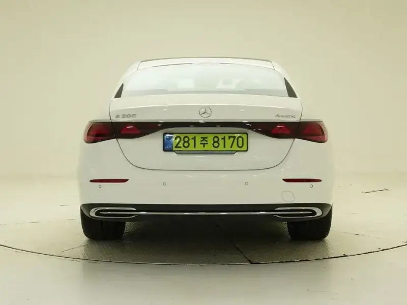 2025 Mercedes-Benz E-Класс с пробегом 1 696 км