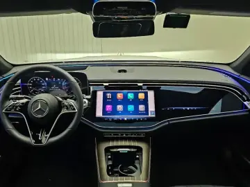 2025 Mercedes-Benz E-Класс с пробегом 1 696 км