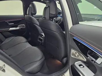 2025 Mercedes-Benz E-Класс с пробегом 1 696 км