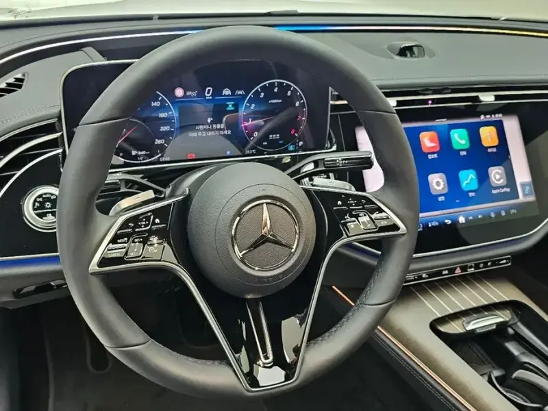 2025 Mercedes-Benz E-Класс с пробегом 1 696 км