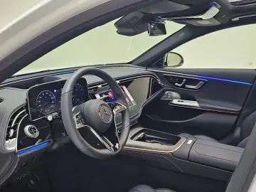 2025 Mercedes-Benz E-Класс с пробегом 1 696 км