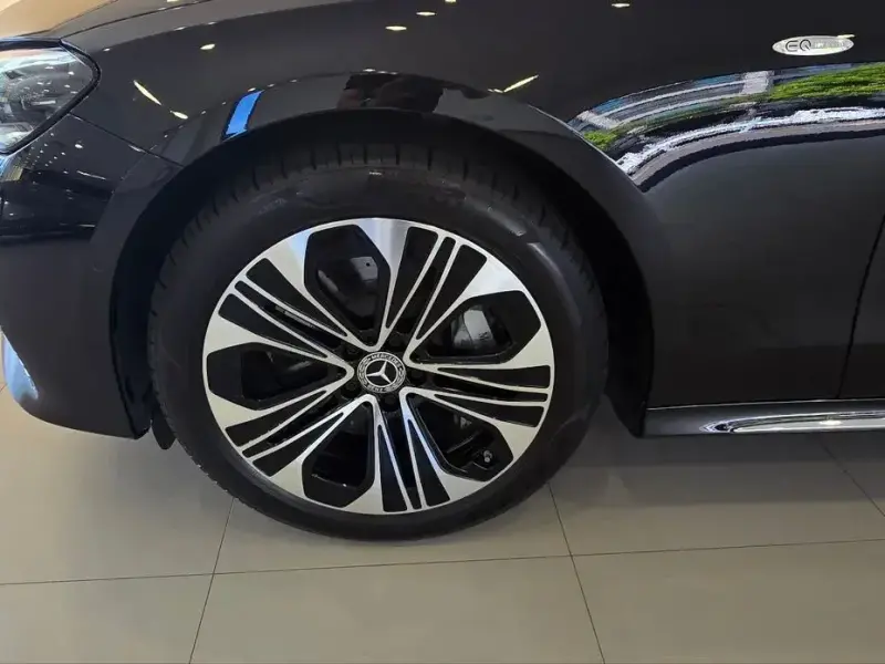 2025 Mercedes-Benz E-Класс с пробегом 11 013 км