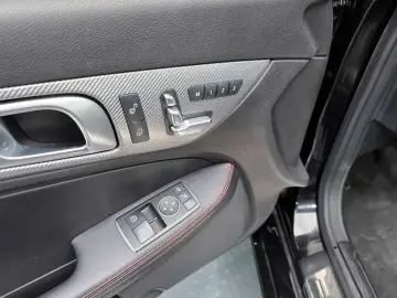 2017 Mercedes-Benz SLC с пробегом 28 336 км