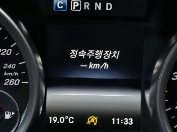 2017 Mercedes-Benz SLC с пробегом 28 336 км