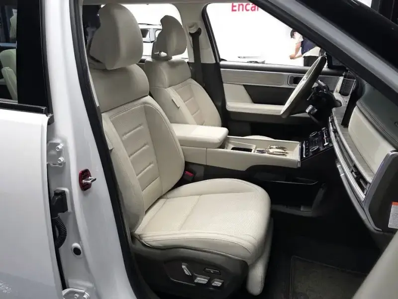 2024 Hyundai Santa Fe с пробегом 24 187 км
