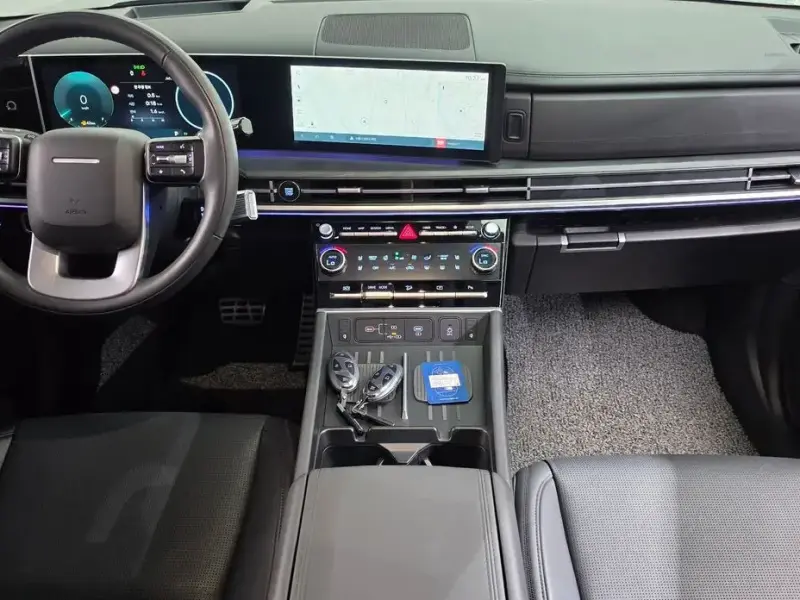 2025 Hyundai Santa Fe с пробегом 29 662 км