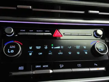 2025 Hyundai Santa Fe с пробегом 29 662 км