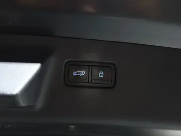 2023 Hyundai Santa Fe с пробегом 57 738 км