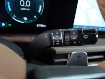2023 Hyundai Santa Fe с пробегом 57 738 км