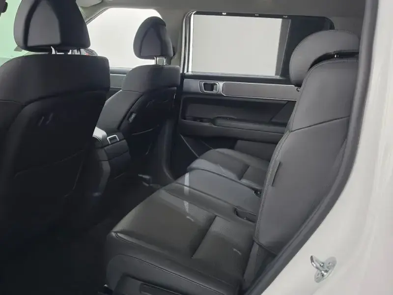 2023 Hyundai Santa Fe с пробегом 36 600 км