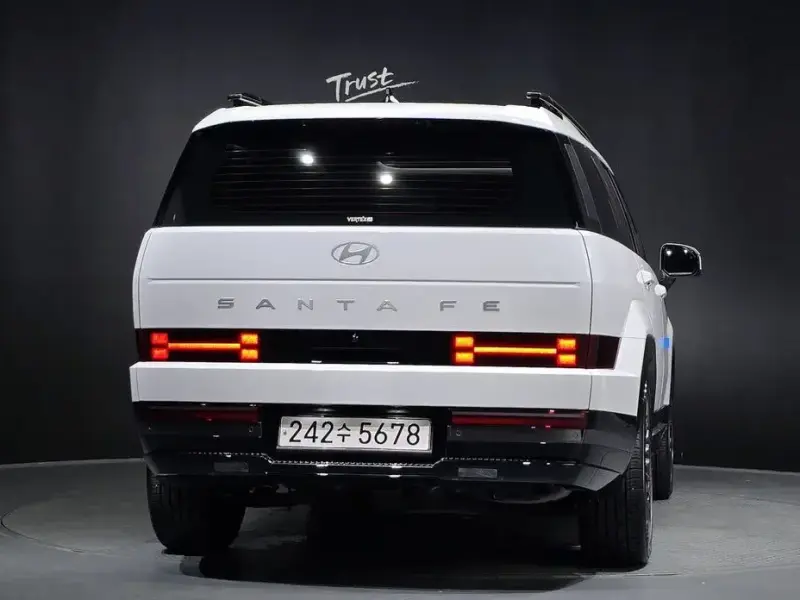 2024 Hyundai Santa Fe с пробегом 16 462 км