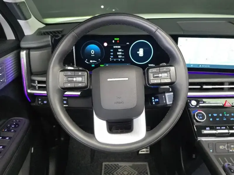 2024 Hyundai Santa Fe с пробегом 16 462 км