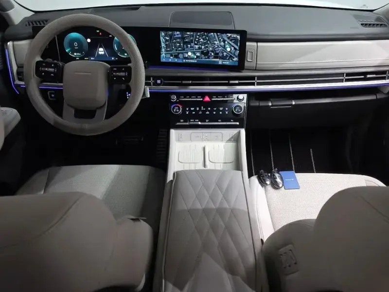 2025 Hyundai Santa Fe с пробегом 31 926 км