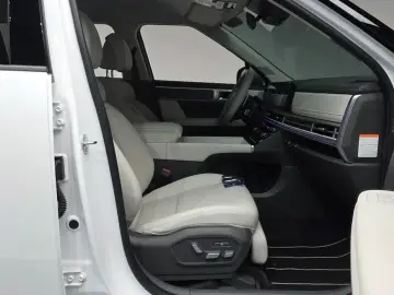 2025 Hyundai Santa Fe с пробегом 31 926 км