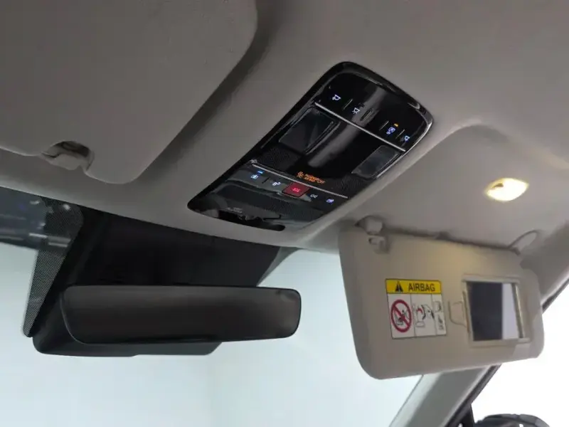 2025 Hyundai Santa Fe с пробегом 31 926 км