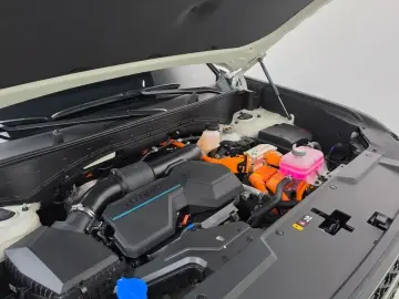 2024 Hyundai Santa Fe с пробегом 18 581 км