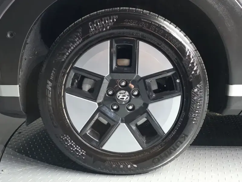 2024 Hyundai Santa Fe с пробегом 41 294 км