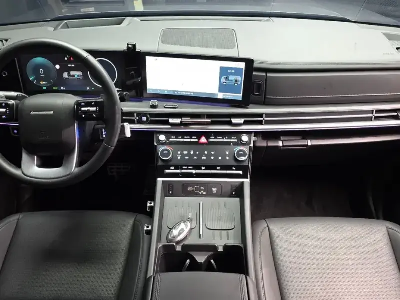 2024 Hyundai Santa Fe с пробегом 41 294 км