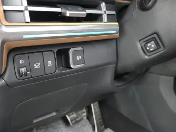 2023 Hyundai Santa Fe с пробегом 28 704 км