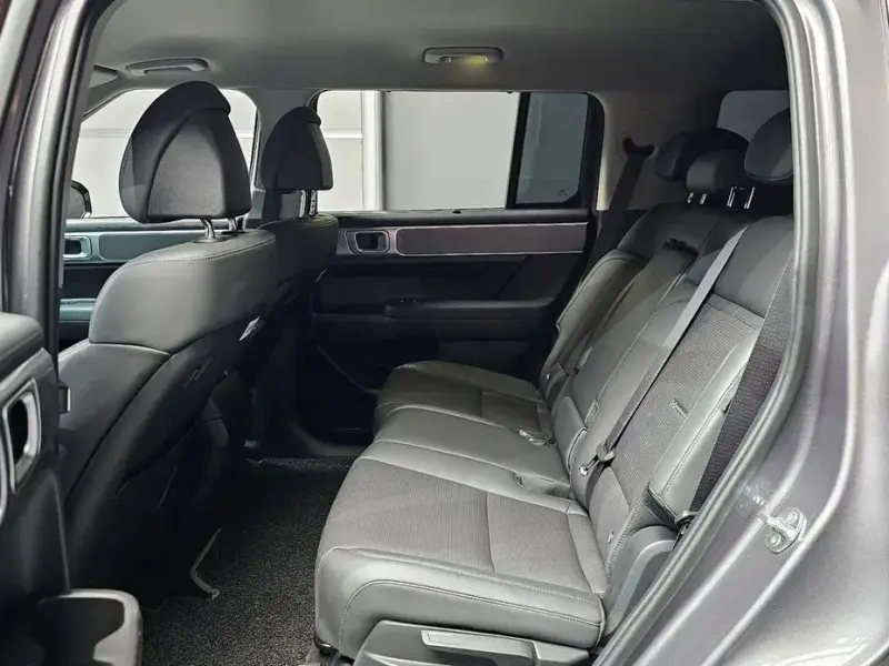 2024 Hyundai Santa Fe с пробегом 15 269 км