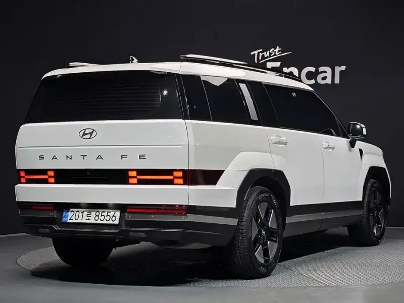 2024 Hyundai Santa Fe с пробегом 16 989 км