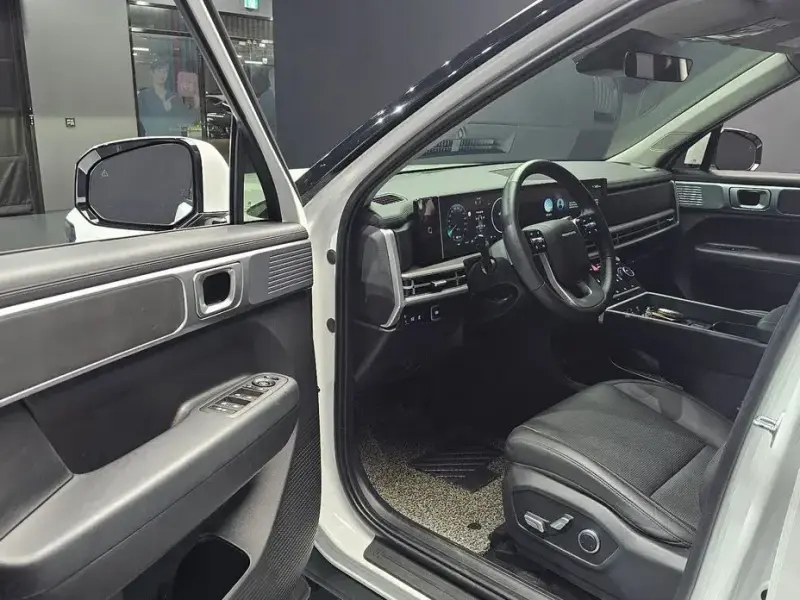 2024 Hyundai Santa Fe с пробегом 16 989 км