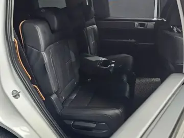 2024 Hyundai Santa Fe с пробегом 16 989 км