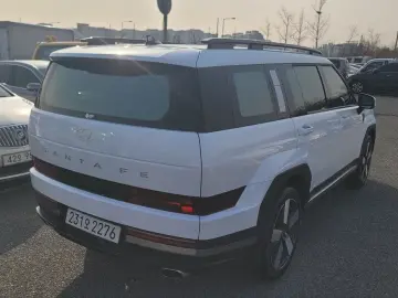 2023 Hyundai Santa Fe с пробегом 11 213 км