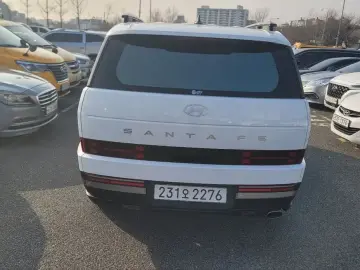 2023 Hyundai Santa Fe с пробегом 11 213 км