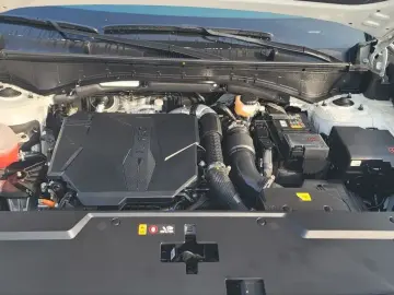 2023 Hyundai Santa Fe с пробегом 11 213 км