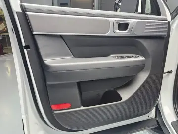 2024 Hyundai Santa Fe с пробегом 16 989 км