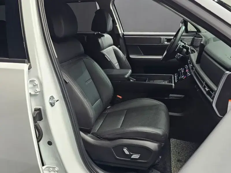 2024 Hyundai Santa Fe с пробегом 16 989 км