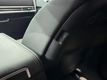 2024 Hyundai Santa Fe с пробегом 16 989 км