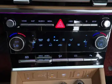 2024 Hyundai Santa Fe с пробегом 22 647 км
