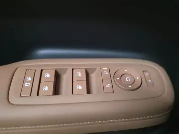 2024 Hyundai Santa Fe с пробегом 18 500 км