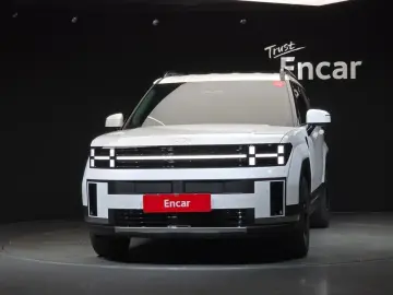 2025 Hyundai Santa Fe с пробегом 4 595 км